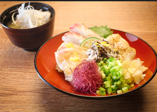 白寿真鯛０（ゼロ）〜未来へつなぐ、まるごと3色丼〜