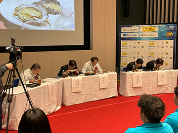 決勝審査の様子