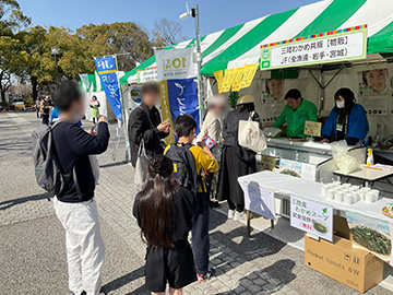 三陸わかめの販売と試食