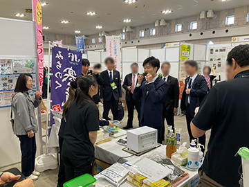 鈴木農水大臣の視察の様子